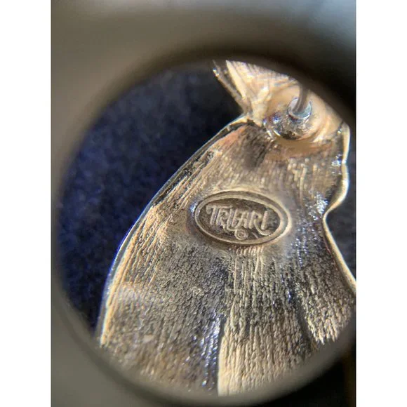 Trifari Earrings - Picture 5 of 5